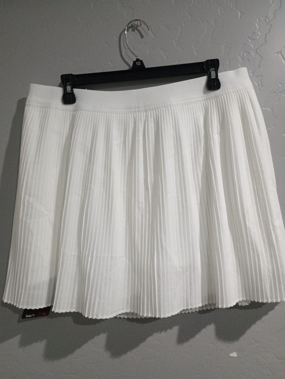 GAP White Pleated Skort